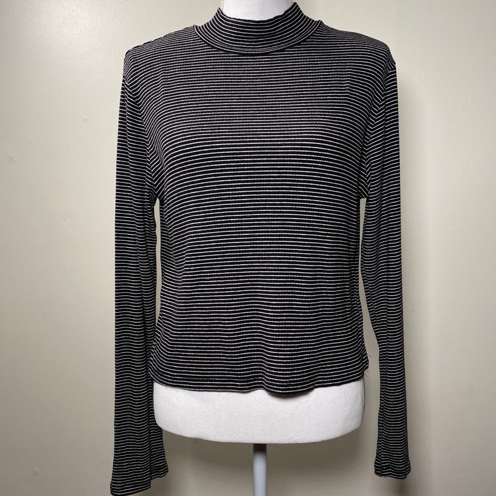 Black & white striped mock turtle neck